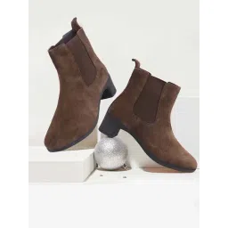 Fausto Women's Brown Chelsea Boots