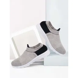 Fausto Women's Grey Walking Shoes