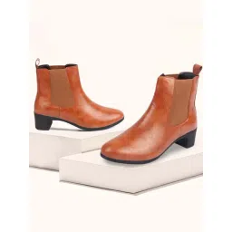 Fausto Women's Tan Chelsea Boots