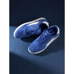 FILA ASHER Men Solid Lace-Ups Sneakers