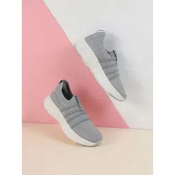 FILA EASE QUAD Women Slip-On Walking Shoes