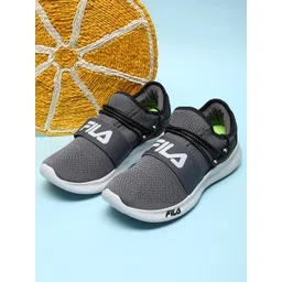 FILA Men Textured Running Shoes