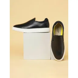 Florsheim Men's Black Casual Sneakers