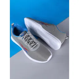 Flow Advance M Running Shoes For Men