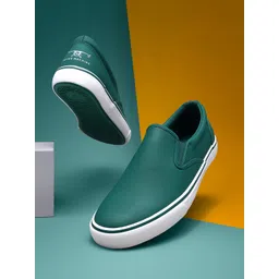 Flying Machine Men Cezar 4.0 Slip-On Sneakers