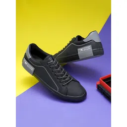 Flying Machine Men Comfort Insole Sneakers