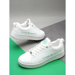 Flying Machine Men RUDY Textured Comfort Insole Basics Sneakers