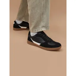 Forca by Lifestyle Men's Black Sneakers