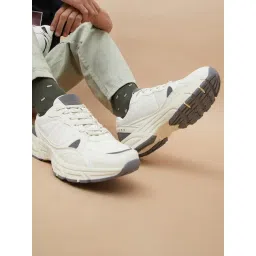 Forca by Lifestyle Men's Off White Sneakers