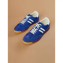 Forca Men Round Toe Sneakers