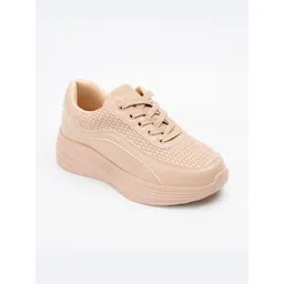 FOREVER SHOE BAZAR Women Textured Sneakers