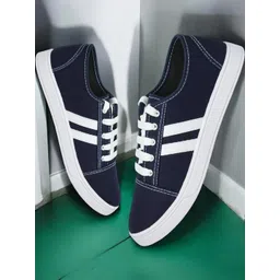 Free Kicks Men Navy Blue Mesh Marking Running Sports Shoes