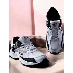 Free Kicks Men White Synthetic Marking Running Sports Shoes