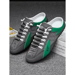 FreeMo Men Green Casual Shoes