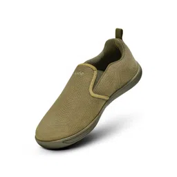 FRIDO Men Textured Slip-On Sneakers