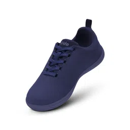 FRIDO Men Textured Sneakers