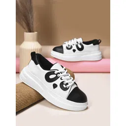 Froh Feet Women Colourblocked Round Toe Lace-Up Lightweight Sneakers