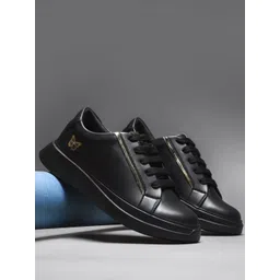 Froh Feet Women Solid Round Toe Regular Sneakers