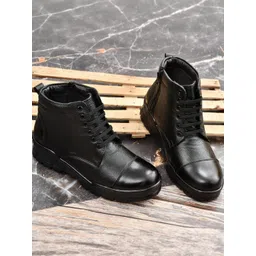 G L Trend Men Solid Casual Boots