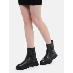 Geox Women's D Vilde F Black Booties