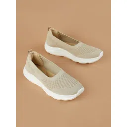 Ginger by Lifestyle Women's Beige Sneakers