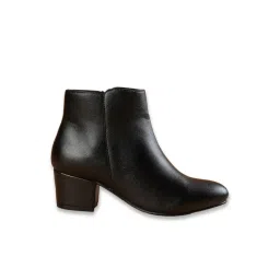 Ginger by Lifestyle Women's Black Booties