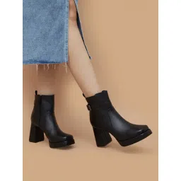 Ginger by Lifestyle Women's Black Booties