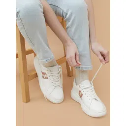 Ginger by Lifestyle Women's White Sneakers