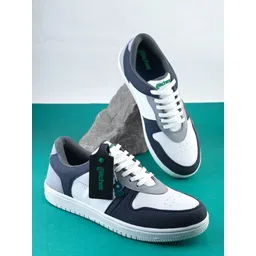 glitchez Men Colourblocked Sneakers