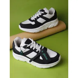 glitchez Men Striped Lace-Ups Sneakers