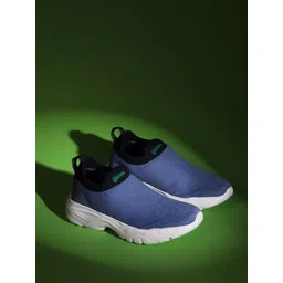 glitchez Men Woven Design Slip-On Sneakers