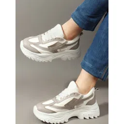 glitchez Women Colourblocked Lightweight Chunky Sole Sneakers