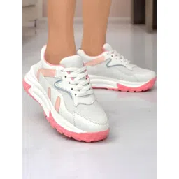 glitchez Women Colourblocked Sneakers