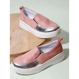 glitchez Women Slip-On Sneakers