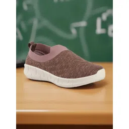 glitchez Women Textured Slip-On Sneakers