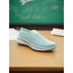 glitchez Women Textured Slip-On Sneakers