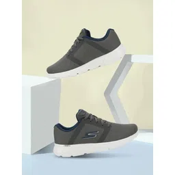 GO RUN 400 Running Shoes For Men