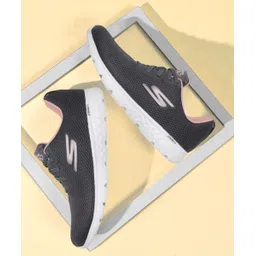 GO RUN 400 Slip On Sneakers For Women
