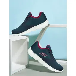 GO RUN 400 Sneakers For Women