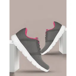 GO RUN 400 Sneakers For Women