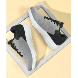 GO RUN CONSISTENT Running Shoes For Men