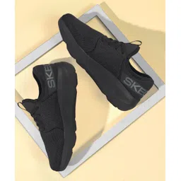 GO RUN ELEVATE - ENH Walking Shoes For Women