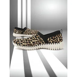 Go Walk Smart - Safa Running Shoes For Women