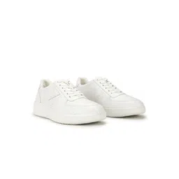 GUESS Men Leather Lace-Ups Round Toe Sneakers