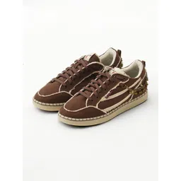 GULLY LABS Men Textured Baaz Indrani Sneakers