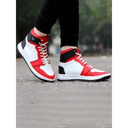 HAKKEL Men Colourblocked Mid Top Sneakers