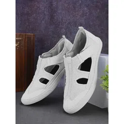 HAKKEL Men Round Toe Comfort Insole Lightweight Sneakers