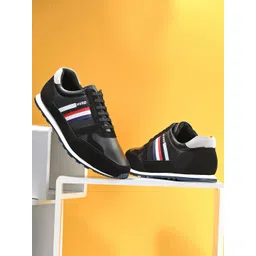 Harvard Men Black & White Colourblocked Mesh Lace Up  Sneakers