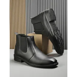 HERE&NOW Men Block-Heeled Chelsea Boots