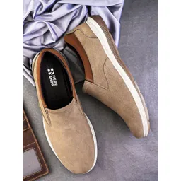 HERE&NOW Men Colourblocked Nubuck Slip-On Sneakers